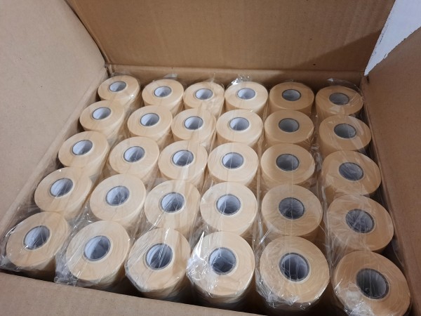 Papier mit Krepp-Klebekante, 18 cm x 20 lfm